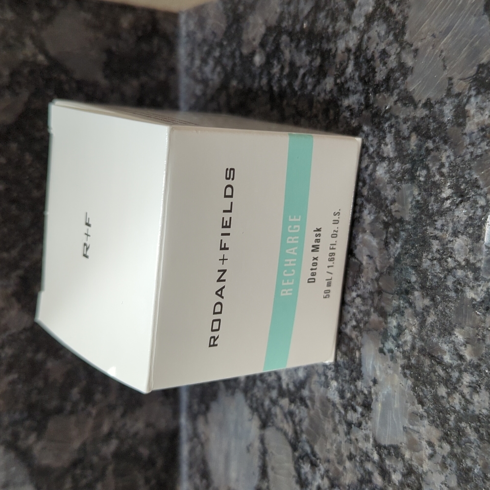 Rodan+Fields Detox Charcoal Mask